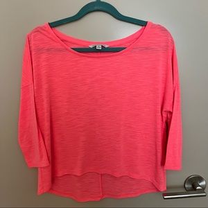 American Eagle neon 3/4 length top
